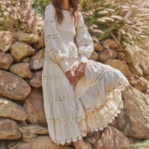 Coming Up Daisies Gown in Winter White